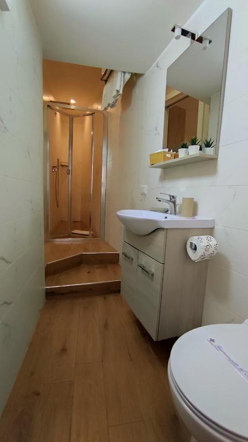 Villa Manto Bed And Breakfast - Torre Annunziata Pompei المظهر الخارجي الصورة